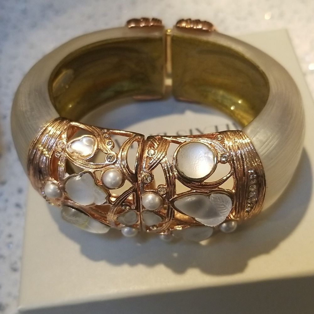 ALEXIS BITTAR FRUIT SALAD HINGED CUFF!!!  MINT CONDITION!!!🏆🏆🏆